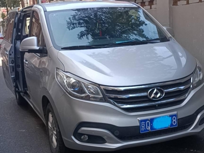 京牌链长租车-大通G10