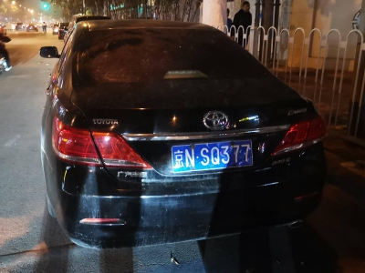 车的后面-闲置京牌车长租：4500 元/月 丰田凯美瑞240 5座 汽油小轿车 尾号7 