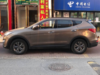现代全新胜达侧面-闲置京牌车长租：4000 元/月 现代全新胜达 5座 汽油SUV 尾号2 