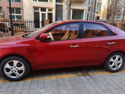侧面-闲置京牌车长租：2100 元/月 起亚福瑞迪 1.6L AT Premium 5座 汽油小轿车 尾号1 