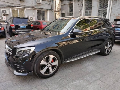 侧脸-闲置京牌车长租：6500 元/月 奔驰GLC300 5座 汽油SUV 尾号0 
