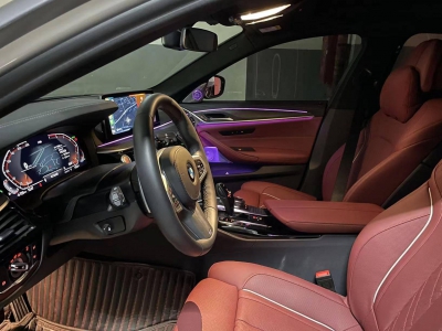 闲置私家车京牌车长租-宝马 BMW 530Li-京牌链-闲置京牌车长租：11800 元/月 宝马BMW 530 Li 5座 汽油小轿车 尾号5 