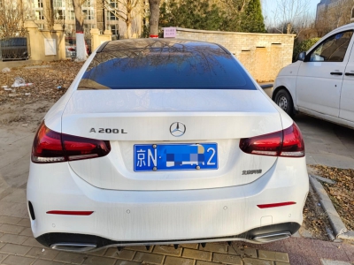 京牌车长租-奔驰A200-鲸牌链-闲置京牌车长租：5000 元/月 奔驰A200 5座 汽油小轿车 尾号2 