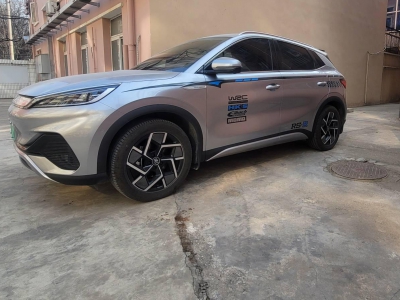 侧面-闲置京牌车长租：4900 元/月 比亚迪元 plus 5座 纯电SUV 尾号2 