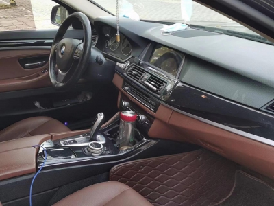 鲸牌链-京牌车长租-闲置京牌车长租：4500 元/月 宝马BMW 520 5座 汽油小轿车 尾号8 