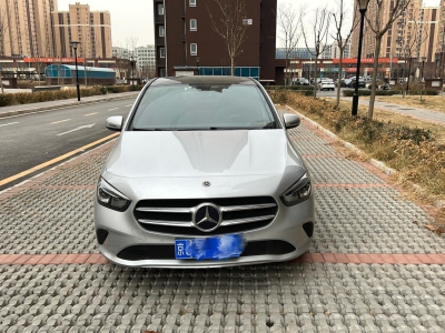 鲸牌链-京牌车长租平台-闲置京牌车长租：4600 元/月 奔驰B200 5座 汽油小轿车 尾号6 