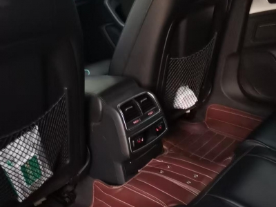 鲸牌链-京牌车长租平台-闲置京牌车长租：3000 元/月 奥迪Audi A6L 5座 汽油小轿车 尾号8 