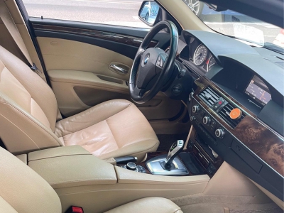 鲸牌链-京牌车长租平台-闲置京牌车长租：2200 元/月 宝马BMW 523Li 5座 汽油小轿车 尾号5 