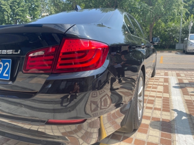 鲸牌链-京牌车长租平台-闲置京牌车长租：2900 元/月 宝马BMW 525豪华 5座 汽油小轿车 尾号2 