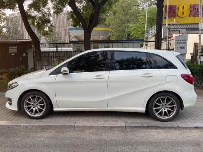 鲸牌链-京牌车长租平台-闲置京牌车长租：2300 元/月 奔驰B200 5座 汽油小轿车 尾号5 