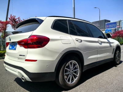 鲸牌链-京牌车长租平台-闲置京牌车长租：5000 元/月 宝马BMW X3 5座 汽油小轿车 尾号3 