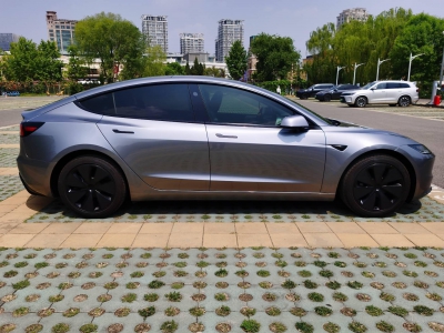 鲸牌链-京牌车长租平台-闲置京牌车长租：5300 元/月 特斯拉Model3 5座 纯电小轿车 尾号2 
