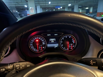 鲸牌链-京牌车长租平台-闲置京牌车长租：3000 元/月 奔驰B200 5座 汽油小轿车 尾号9 