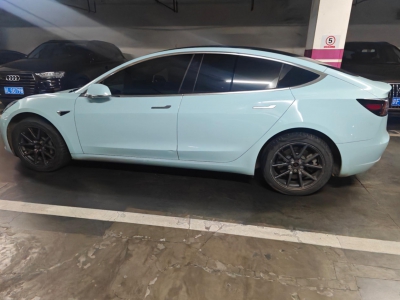 鲸牌链-京牌车长租平台-闲置京牌车长租：4200 元/月 特斯拉model3 标续 5座 纯电小轿车 尾号3 