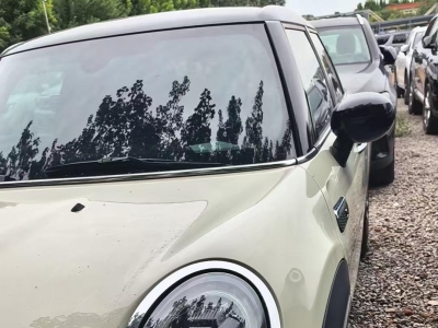 鲸牌链-京牌车长租平台-闲置京牌车长租：4200 元/月 MINICooper S 五门版 5座 汽油小轿车 尾号0 