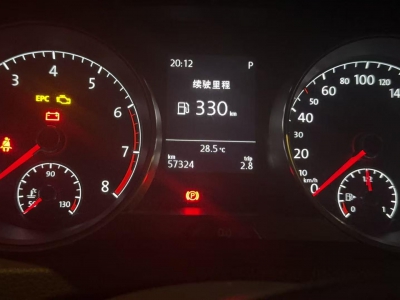鲸牌链-京牌车长租平台-闲置京牌车长租：2100 元/月 大众高尔夫 5座 汽油小轿车 尾号2 