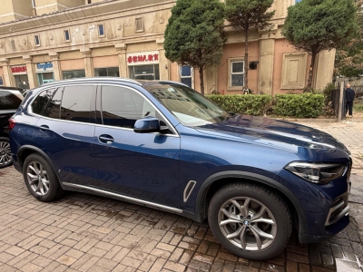 鲸牌链-京牌车长租平台-闲置京牌车长租：6500 元/月 宝马BMW X5 G05 xdrive 40i 3.0T进口19款 5座 汽油小轿车 尾号3 