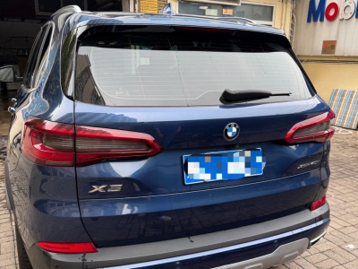 鲸牌链-京牌车长租平台-闲置京牌车长租：6500 元/月 宝马BMW X5 G05 xdrive 40i 3.0T进口19款 5座 汽油小轿车 尾号3 