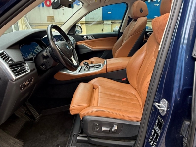 鲸牌链-京牌车长租平台-闲置京牌车长租：6500 元/月 宝马BMW X5 G05 xdrive 40i 3.0T进口19款 5座 汽油小轿车 尾号3 