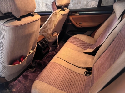 鲸牌链-京牌车长租平台-闲置京牌车长租：4300 元/月 宝马BMW X4 5座 汽油SUV 尾号6 