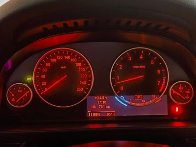 鲸牌链-京牌车长租平台-闲置京牌车长租：4000 元/月 宝马BMW 523 5座 汽油小轿车 尾号7 
