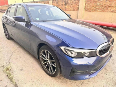 鲸牌链-京牌车长租平台-闲置京牌车长租：3500 元/月 宝马BMW 320I 5座 汽油小轿车 尾号2 