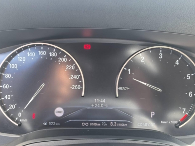 鲸牌链-京牌车长租平台-闲置京牌车长租：3500 元/月 宝马BMW 320I 巴黎购买德产 5座 汽油小轿车 尾号2 