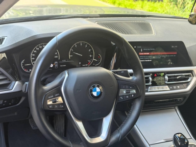 鲸牌链-京牌车长租平台-闲置京牌车长租：3500 元/月 宝马BMW 320I 巴黎购买德产 5座 汽油小轿车 尾号2 