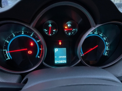 鲸牌链-京牌车长租平台-闲置京牌车长租：1800 元/月 雪佛兰CRUZE 科鲁兹 5座 汽油小轿车 尾号2 