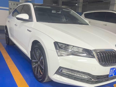 鲸牌链-京牌车长租平台