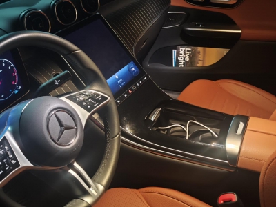 鲸牌链-京牌车长租平台-闲置京牌车长租：7500 元/月 奔驰GLC260L 5座 汽油SUV 尾号6 