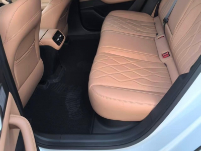 鲸牌链-京牌车长租平台-闲置京牌车长租：3500 元/月 吉利银河A7 混动 5座 混动小轿车 尾号0 