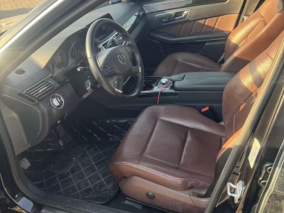 鲸牌链-京牌车长租平台-闲置京牌车长租：3500 元/月 奔驰E300L 5座 汽油小轿车 尾号3 