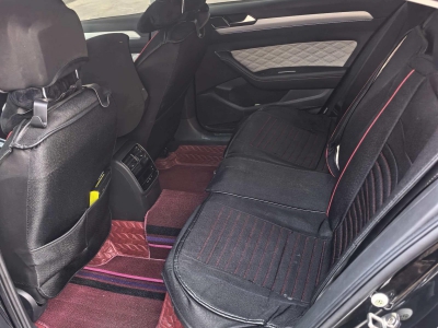 鲸牌链-京牌车长租平台-闲置京牌车长租：4000 元/月 大众迈腾330豪华 5座 汽油小轿车 尾号9 