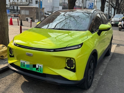 鲸牌链-京牌车长租平台-闲置京牌车长租：2600 元/月 吉利几何e萤火虫 霹雳虎版 5座 纯电小轿车 尾号1 