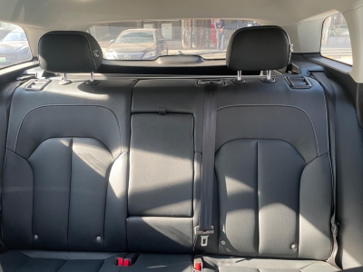 鲸牌链-京牌车长租平台-闲置京牌车长租：1800 元/月 其他荣威Ei5 5座 纯电小轿车 尾号3 