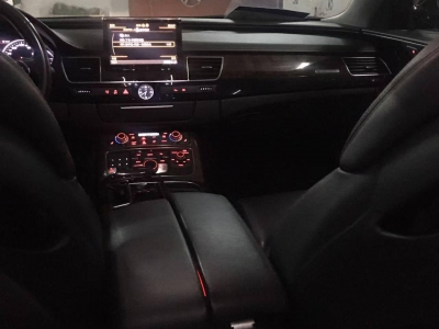 鲸牌链-京牌车长租平台-闲置京牌车长租：7000 元/月 奥迪A8 5座 汽油小轿车 尾号2 