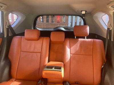 鲸牌链-京牌车长租平台-闲置京牌车长租：2800 元/月 丰田RAV4 5座 汽油小轿车 尾号8 