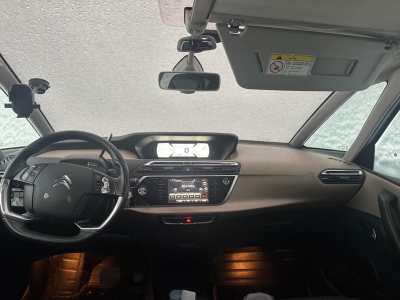 鲸牌链-京牌车长租平台-闲置京牌车长租：2350 元/月 雪铁龙进口c4毕加索 5座 汽油小轿车 尾号6 