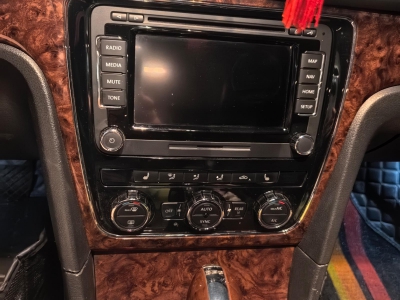 鲸牌链-京牌车长租平台-闲置京牌车长租：2500 元/月 大众帕萨特 5座 汽油小轿车 尾号0 