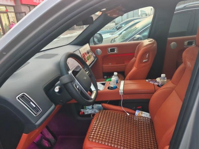 鲸牌链-京牌车长租平台-闲置京牌车长租：7500 元/月 理想L8 6座 混动SUV 尾号2 