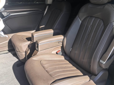 鲸牌链-京牌车长租平台-闲置京牌车长租：4200 元/月 大众威然2020款豪华 7座 汽油MPV 尾号0 