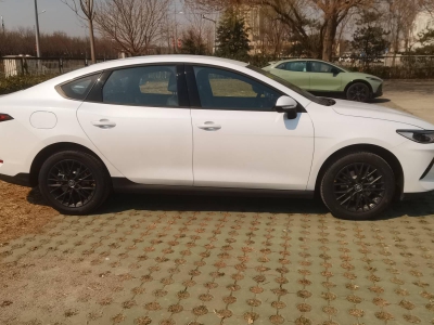 鲸牌链-京牌车长租平台-闲置京牌车长租：4000 元/月 比亚迪秦Plus  EV 510km 5座 纯电小轿车 尾号5 