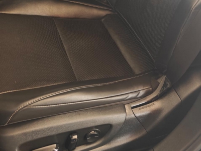 鲸牌链-京牌车长租平台-闲置京牌车长租：3600 元/月 雷克萨斯ES200 5座 汽油小轿车 尾号6 