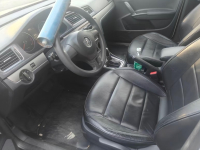 鲸牌链-京牌车长租平台-闲置京牌车长租：2100 元/月 大众朗逸 5座 汽油小轿车 尾号0 