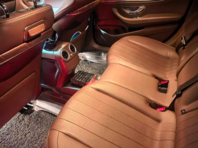 鲸牌链-京牌车长租平台-闲置京牌车长租：5000 元/月 奔驰E300L 5座 汽油小轿车 尾号3 