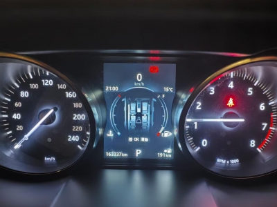 鲸牌链-京牌车长租平台-闲置京牌车长租：3500 元/月 路虎路虎极光 5座 汽油SUV 尾号6 