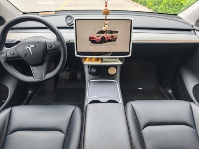 鲸牌链-京牌车长租平台-闲置京牌车长租：4800 元/月 特斯拉Model Y 标续 5座 纯电SUV 尾号6 
