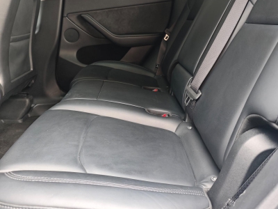 鲸牌链-京牌车长租平台-闲置京牌车长租：4800 元/月 特斯拉Model Y 标续 5座 纯电SUV 尾号6 