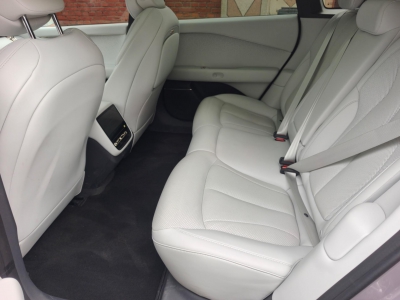 鲸牌链-京牌车长租平台-闲置京牌车长租：4000 元/月 小鹏P7+ 5座 纯电小轿车 尾号1 